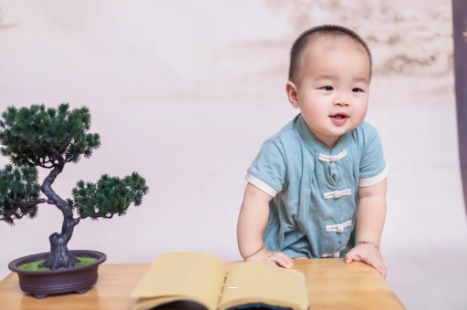 平湖孕妇显怀是几个月